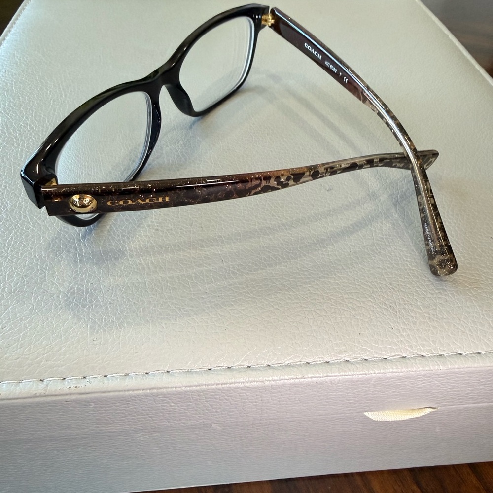 Coach Frames and Case (frames only) - image 6